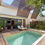 Villas Asana Leaf