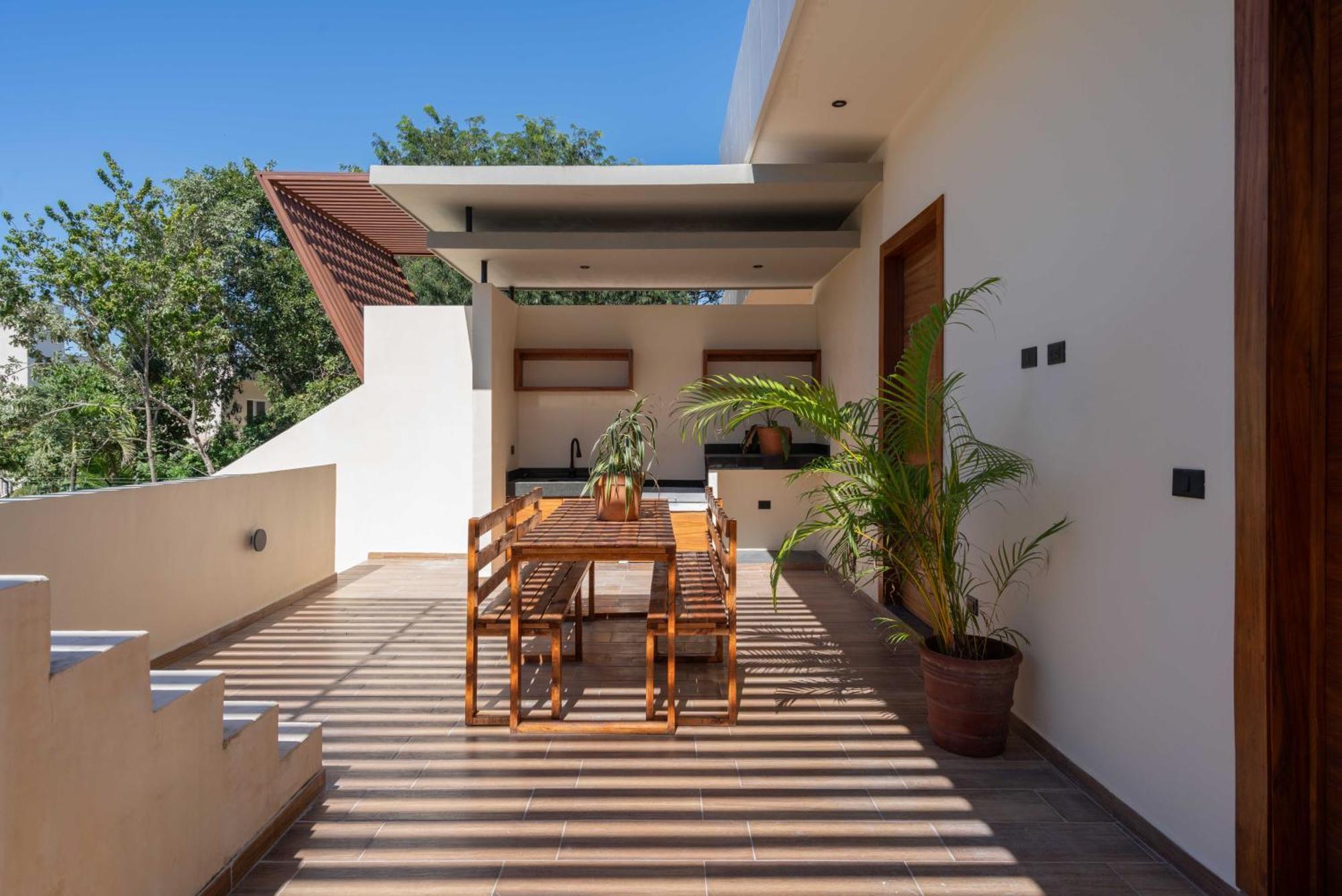 Villa Asana Leaf *
