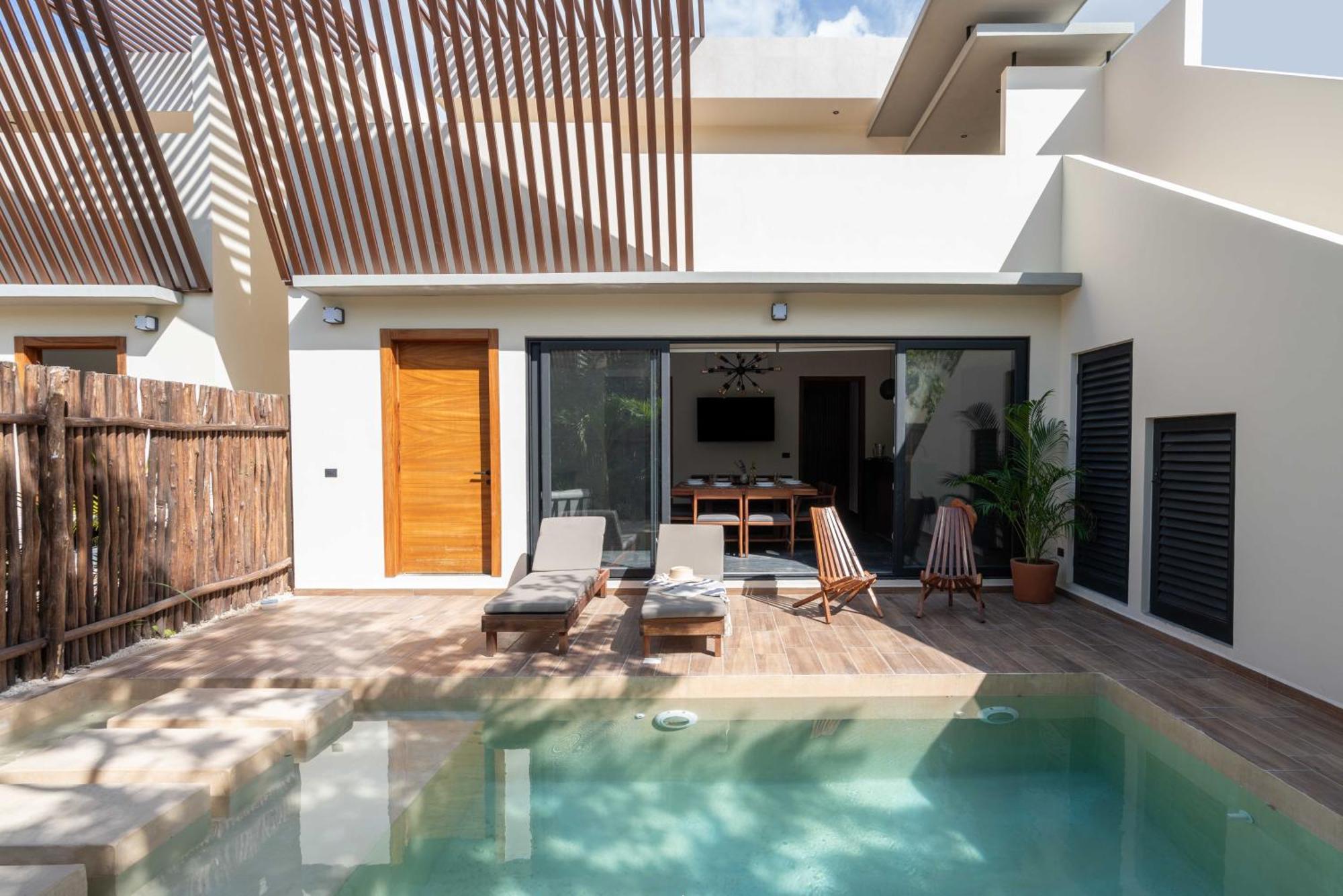 Asana Leaf Villa